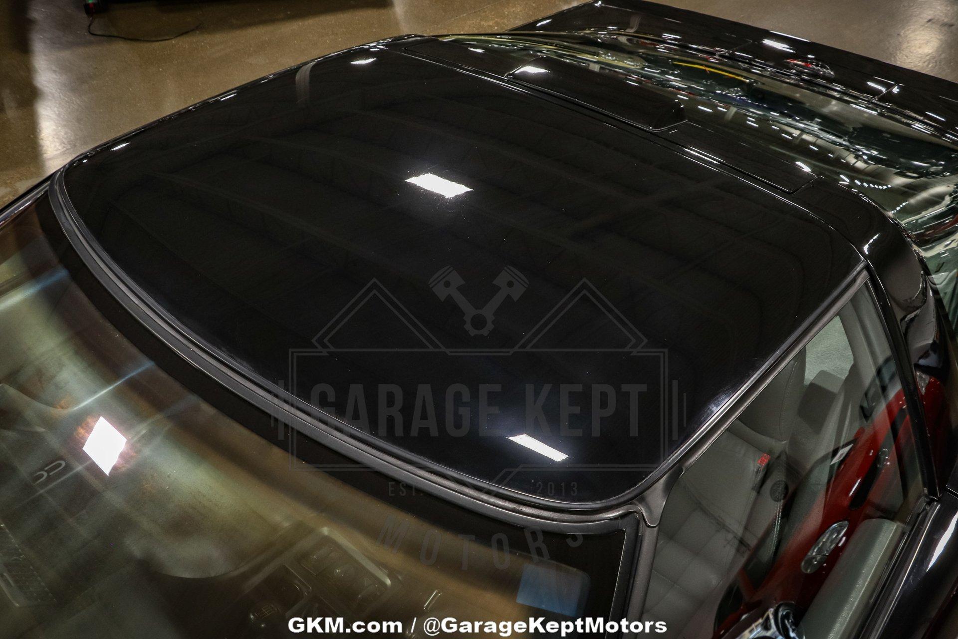 1990 Chevrolet Corvette ZR-1 43