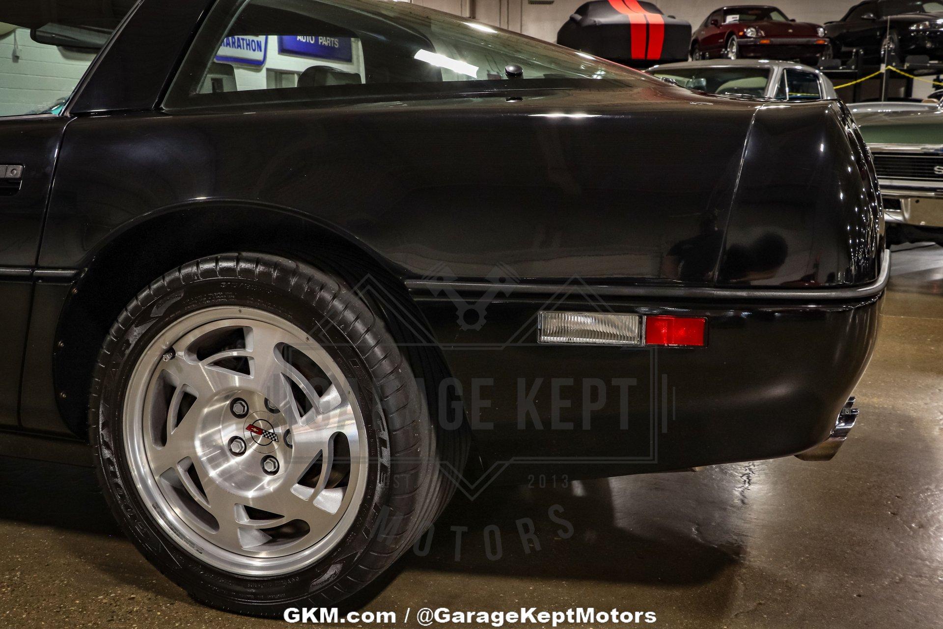 1990 Chevrolet Corvette ZR-1 53