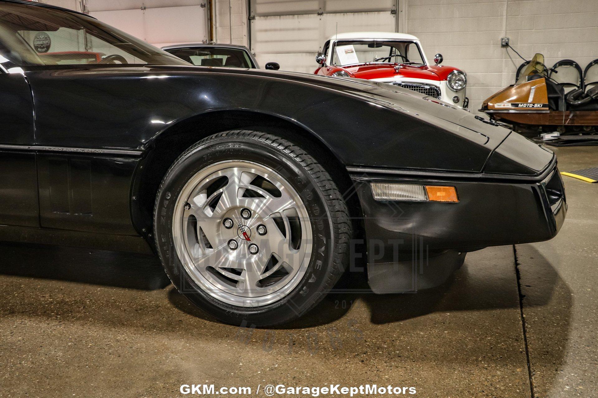1990 Chevrolet Corvette ZR-1 76