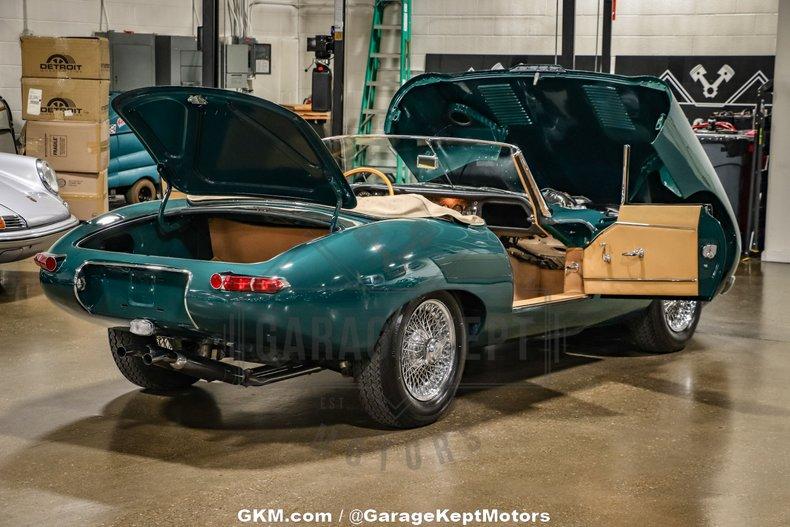 1964 Jaguar E-Type Roadster 110