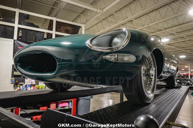 1964 Jaguar E-Type Roadster 159