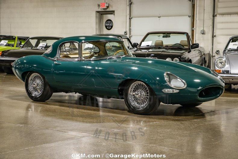 1964 Jaguar E-Type Roadster 27