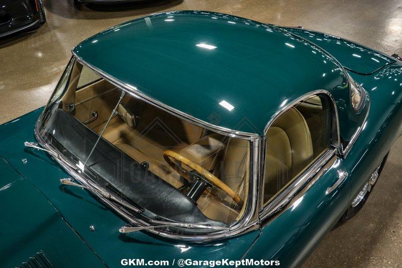 1964 Jaguar E-Type Roadster 38