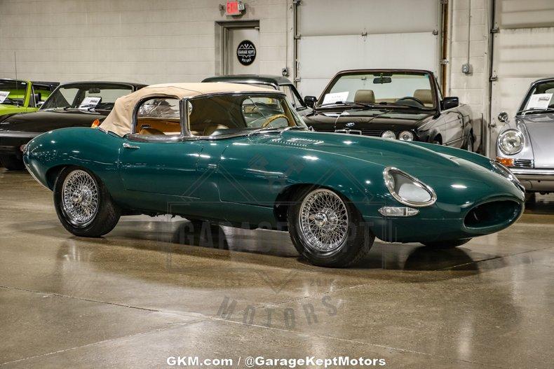 1964 Jaguar E-Type Roadster 47