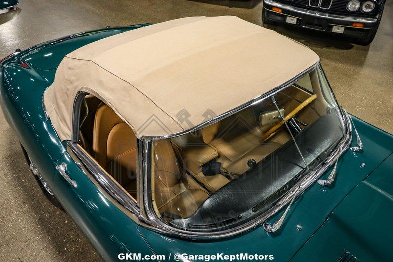1964 Jaguar E-Type Roadster 60
