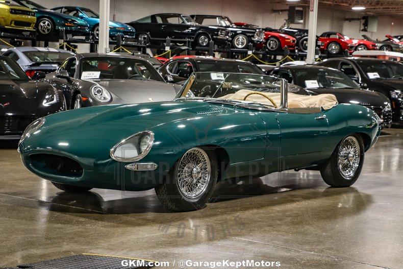 1964 Jaguar E-Type Roadster 61