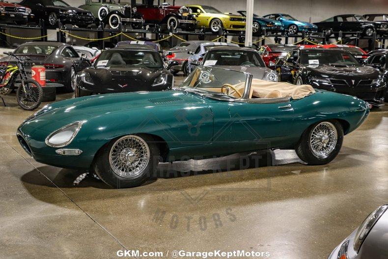 1964 Jaguar E-Type Roadster 62