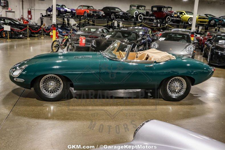 1964 Jaguar E-Type Roadster 63