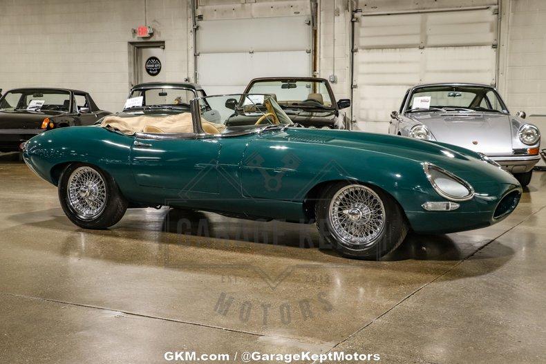 1964 Jaguar E-Type Roadster 71