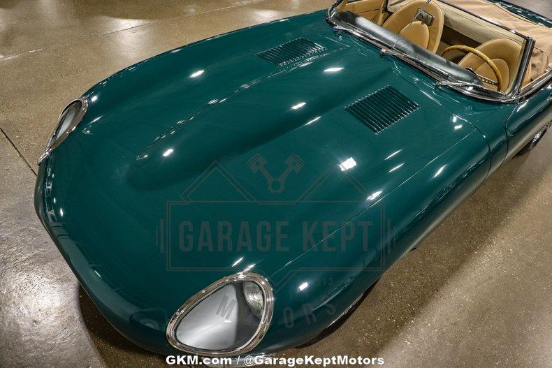 1964 Jaguar E-Type Roadster 81