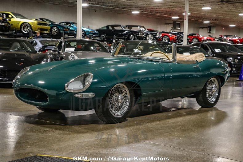 1964 Jaguar E-Type Roadster 83