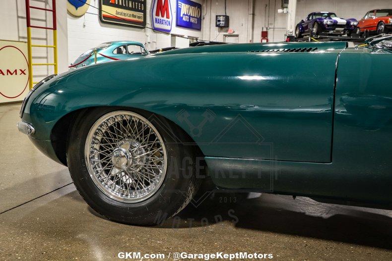 1964 Jaguar E-Type Roadster 85