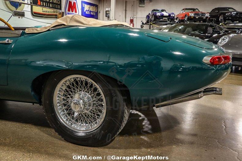 1964 Jaguar E-Type Roadster 89
