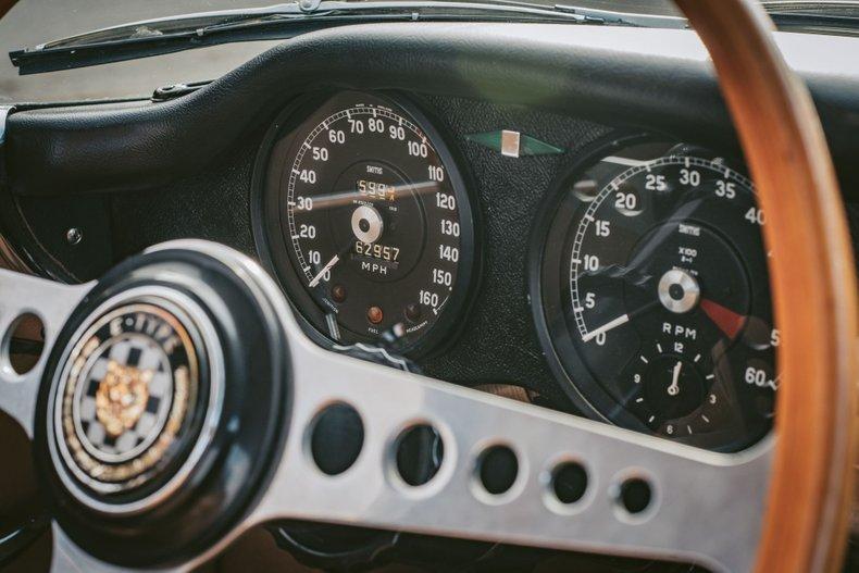 1964 Jaguar E-Type Roadster 8