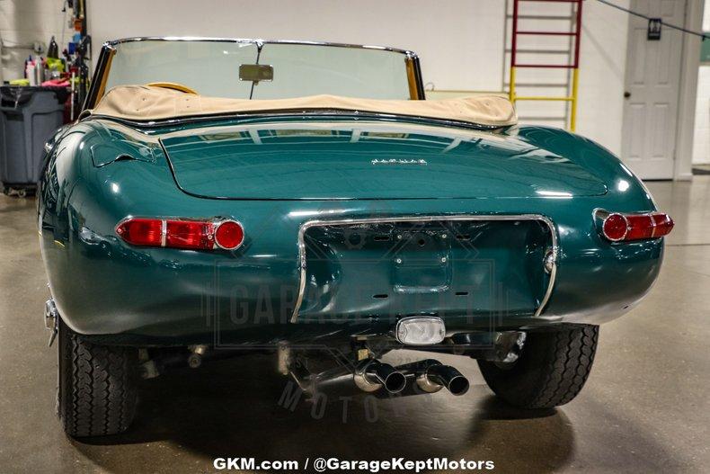 1964 Jaguar E-Type Roadster 93