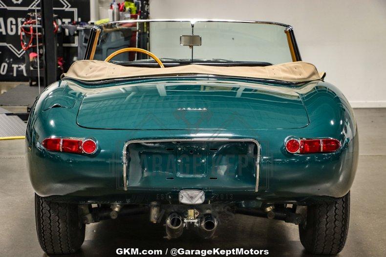1964 Jaguar E-Type Roadster 95