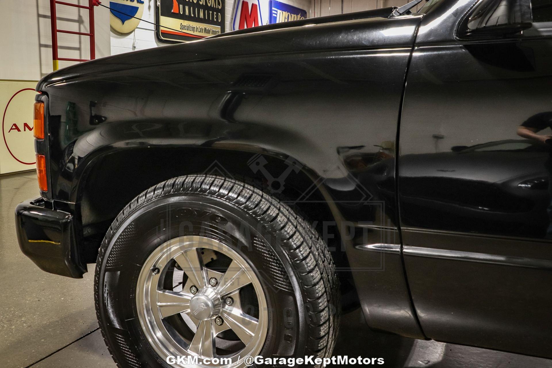 1988 Chevrolet C/1500 36