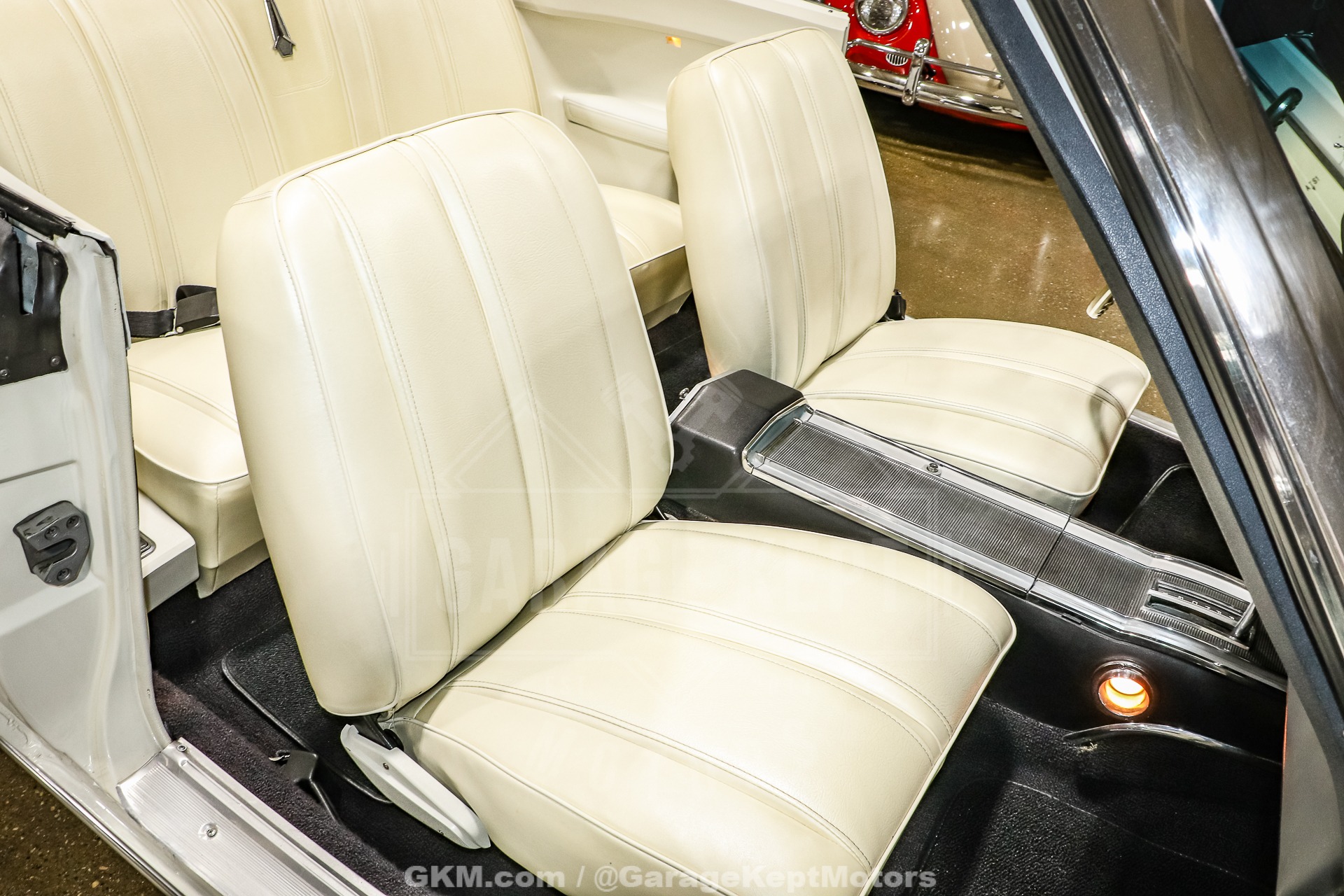 1968 Plymouth GTX 5