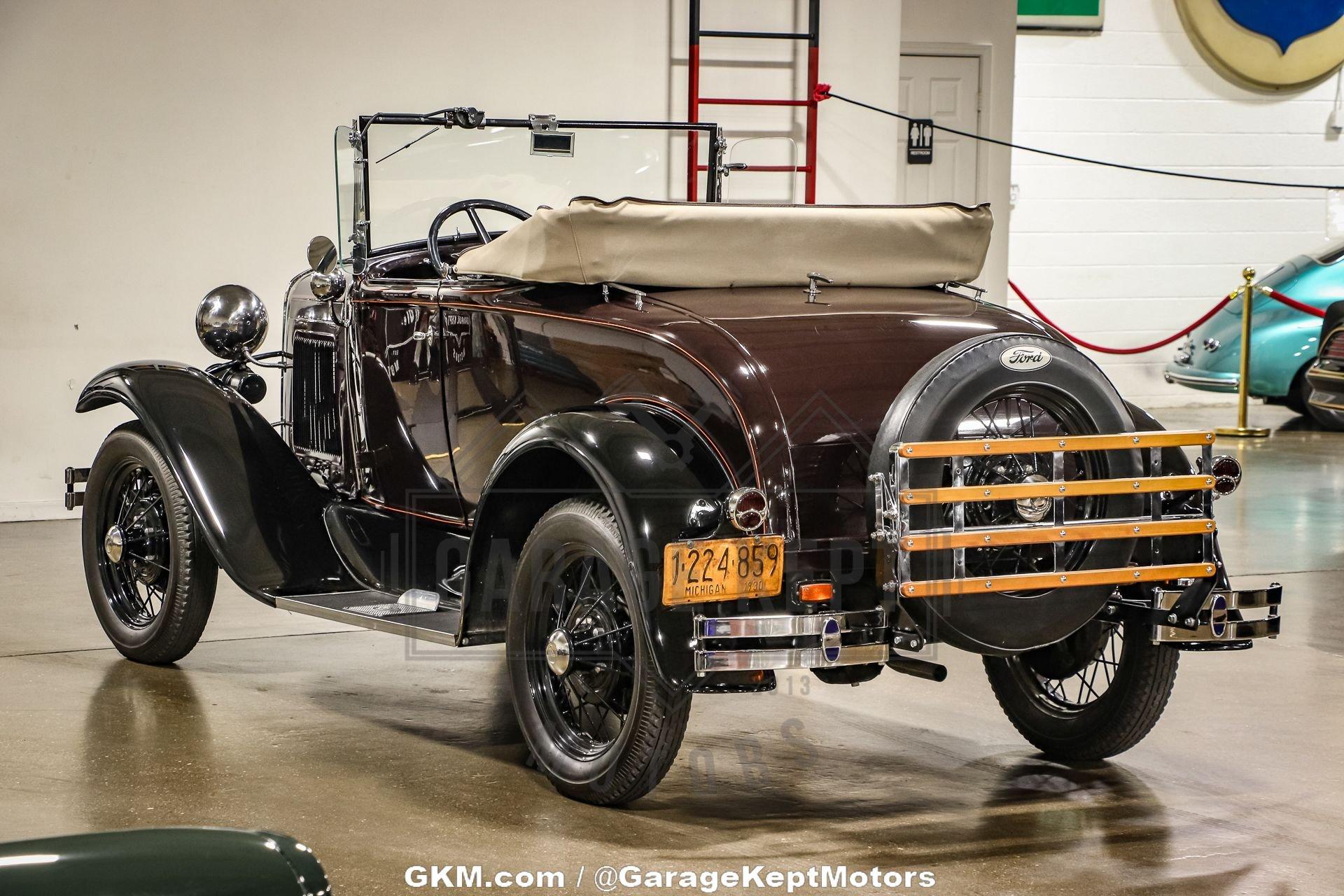 1930 Ford Model A 14