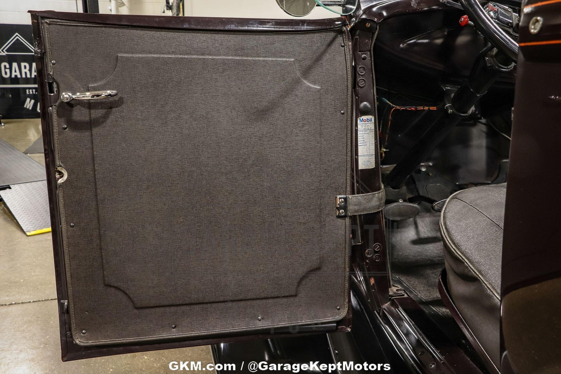 1930 Ford Model A 79