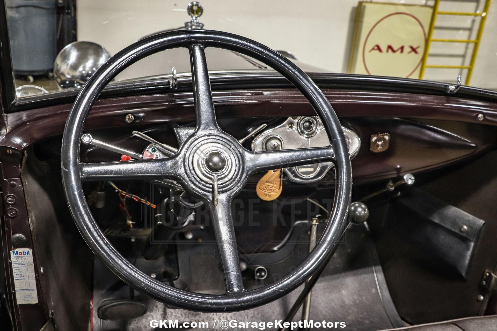 1930 Ford Model A 89