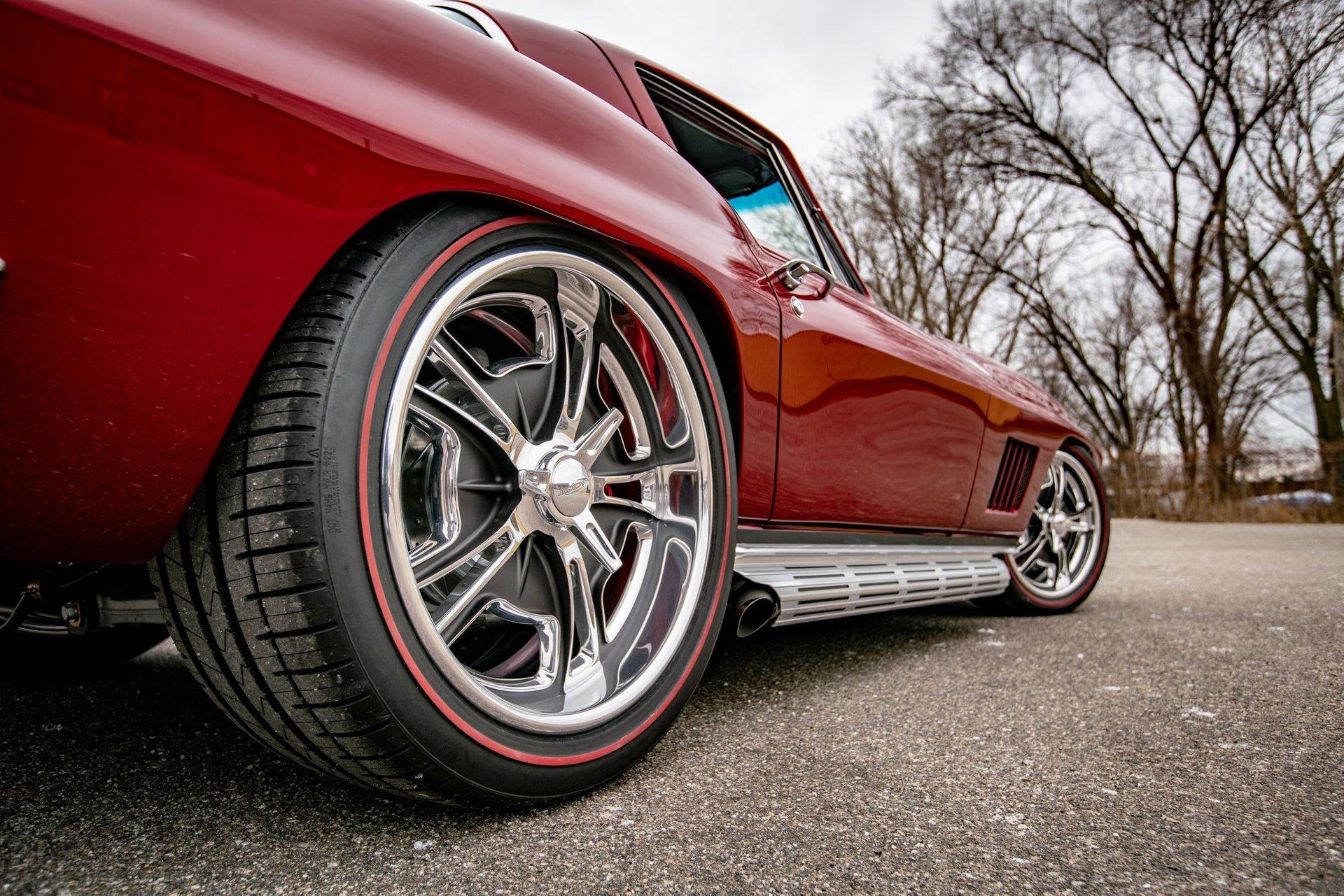 1967 Chevrolet Corvette 23