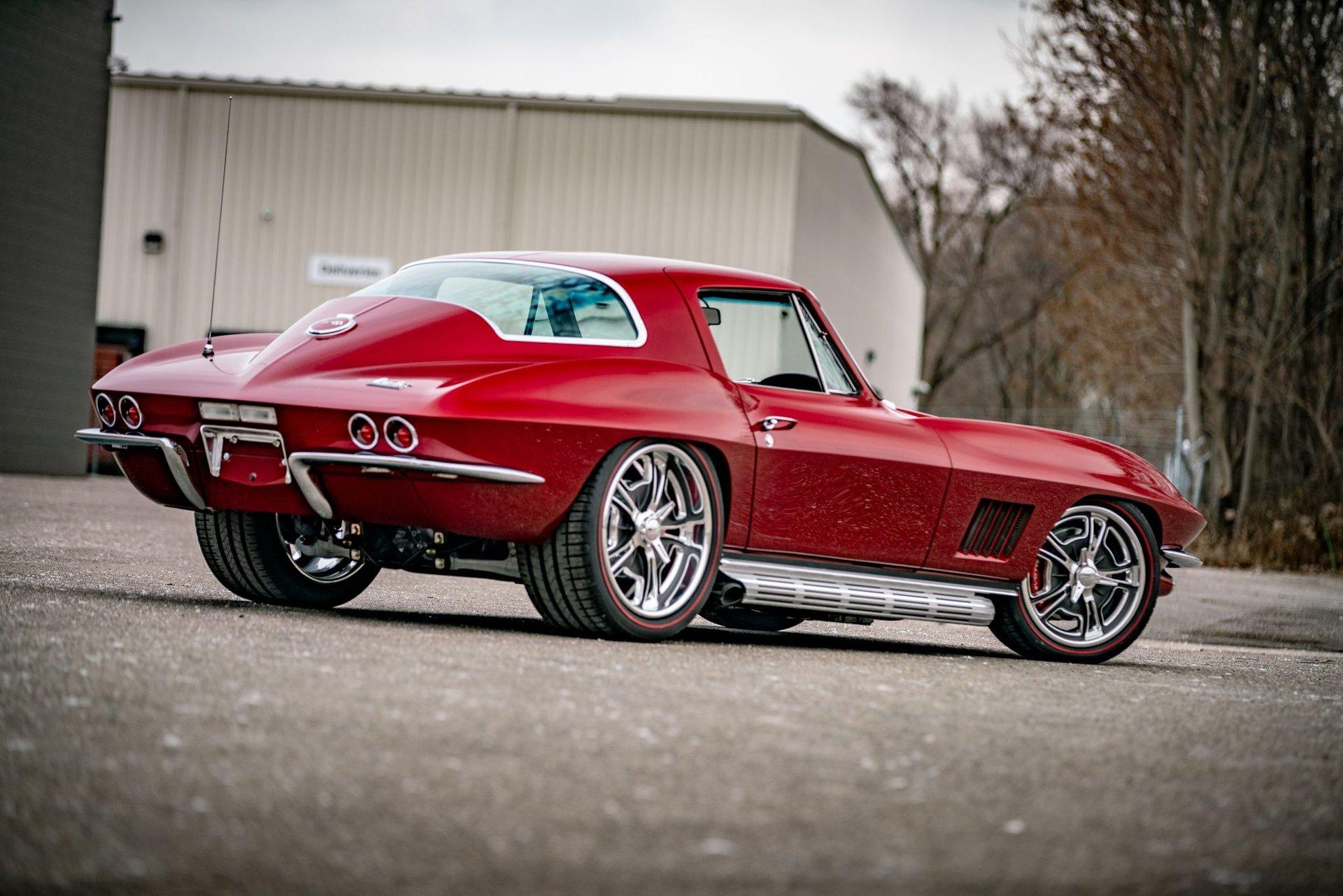 1967 Chevrolet Corvette 25