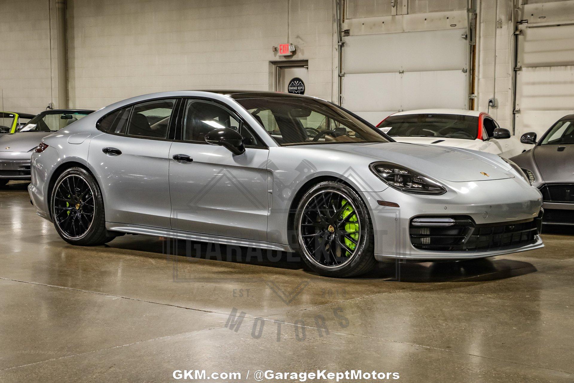 2020 Porsche Panamera Turbo S E-Hybrid 1