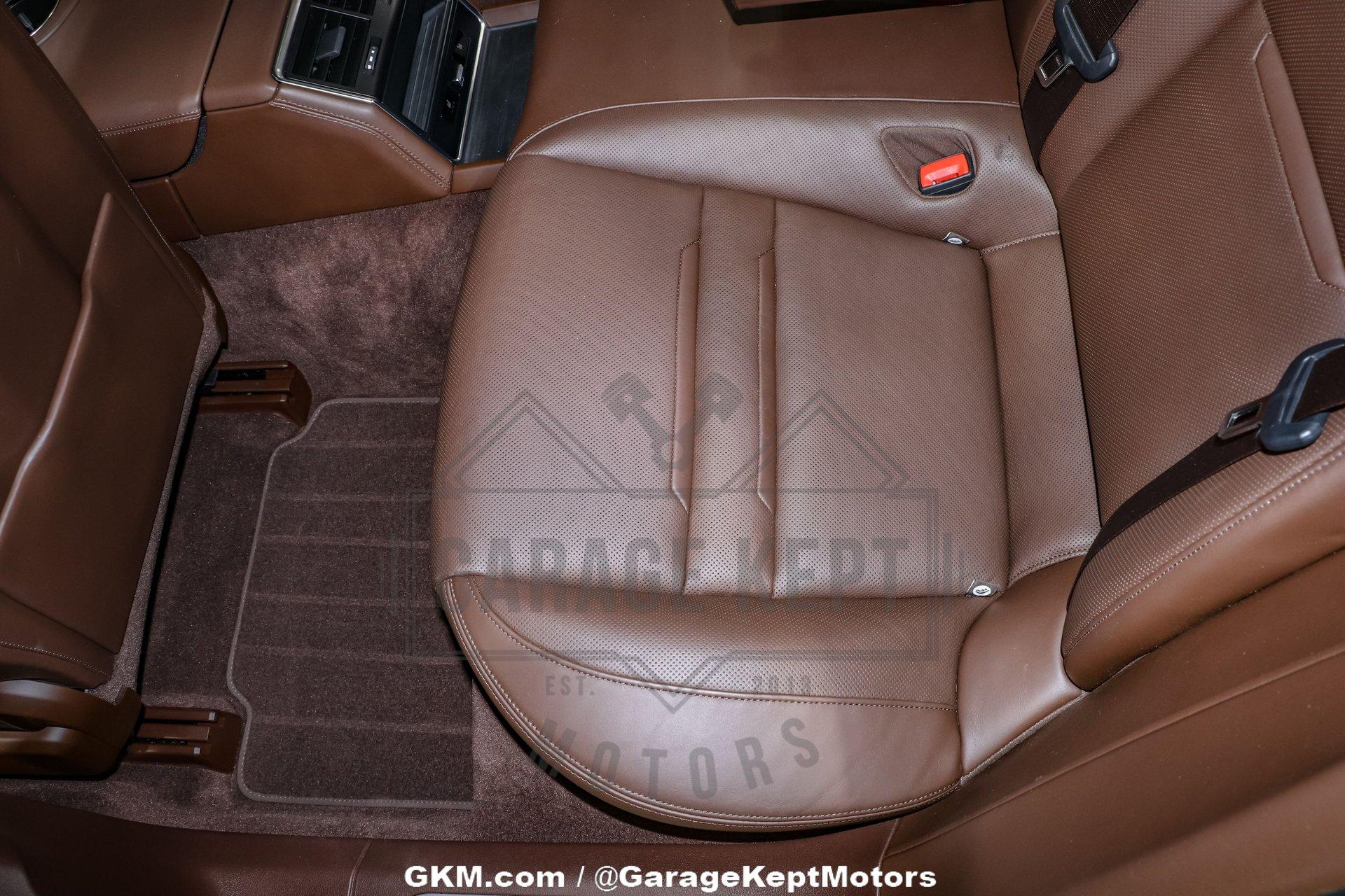 2020 Porsche Panamera Turbo S E-Hybrid 126
