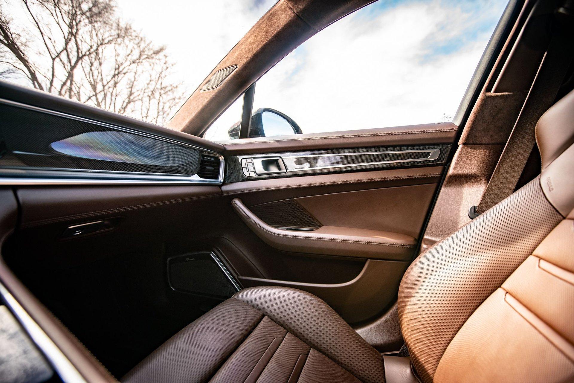 2020 Porsche Panamera Turbo S E-Hybrid 12
