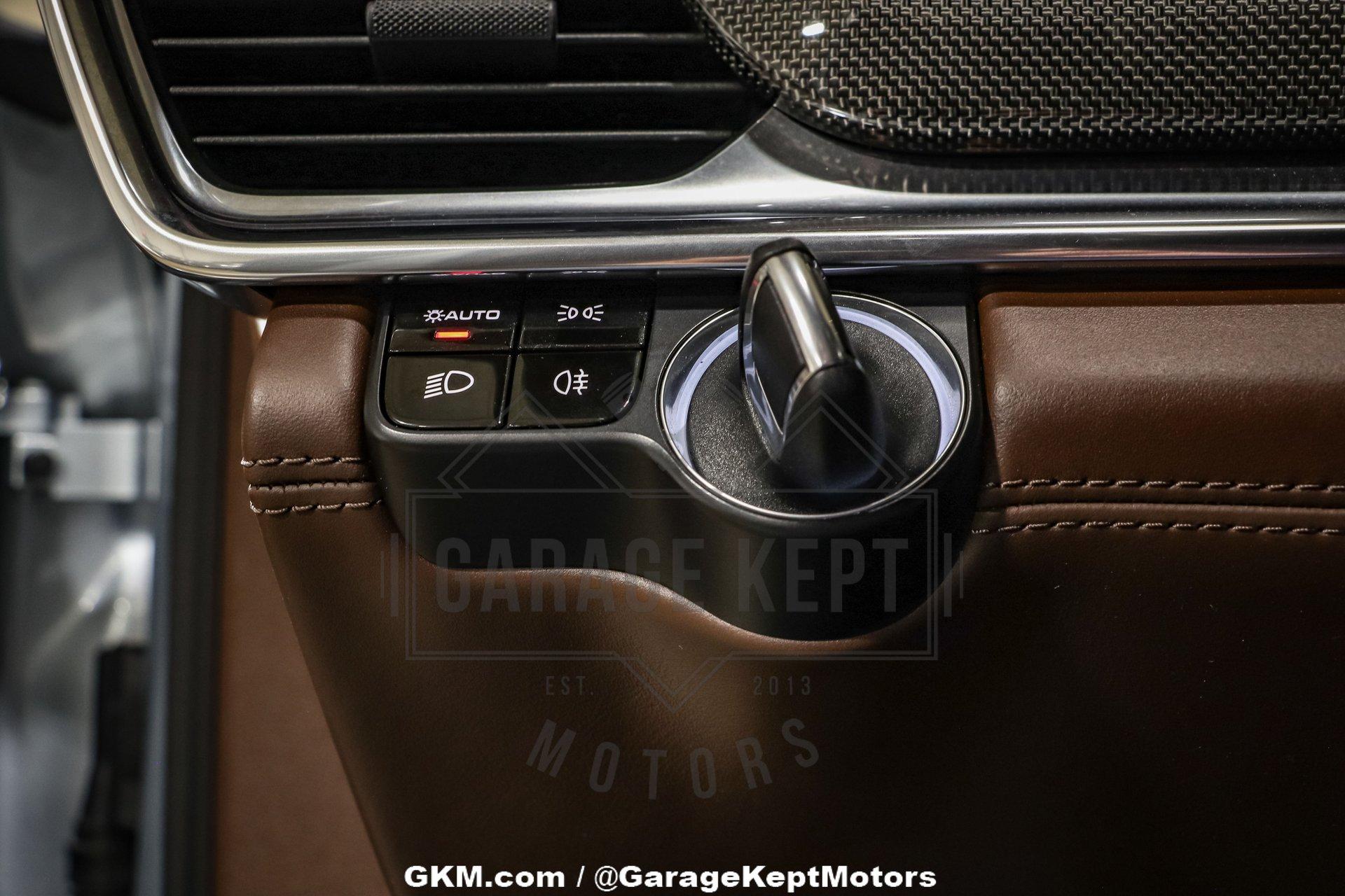 2020 Porsche Panamera Turbo S E-Hybrid 149