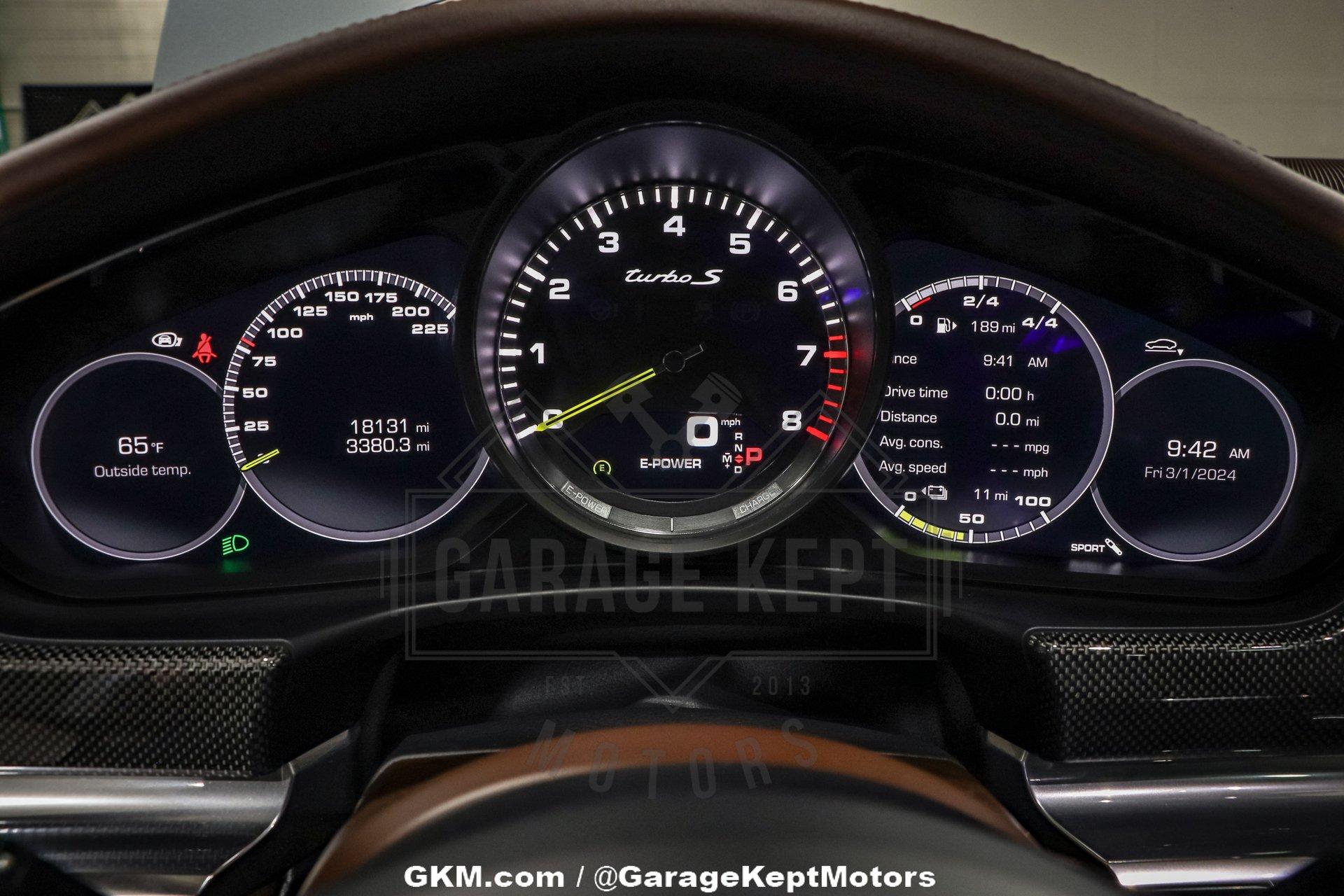 2020 Porsche Panamera Turbo S E-Hybrid 159