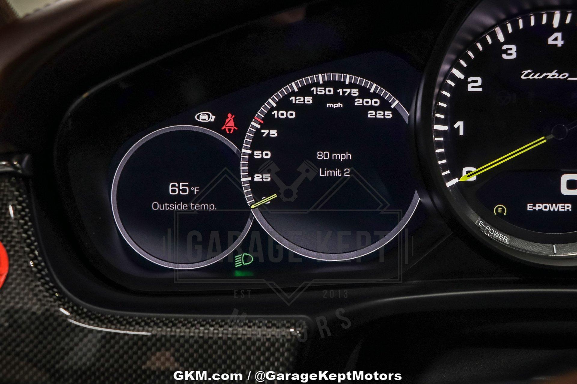 2020 Porsche Panamera Turbo S E-Hybrid 160
