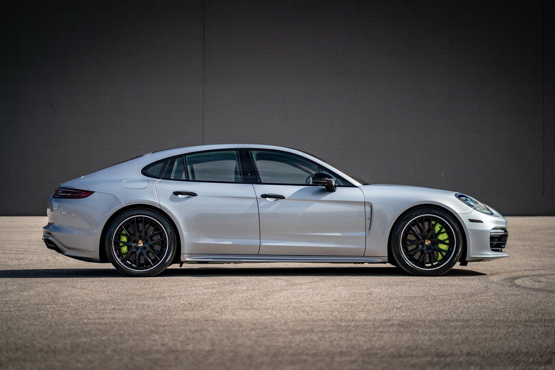 2020 Porsche Panamera Turbo S E-Hybrid 16