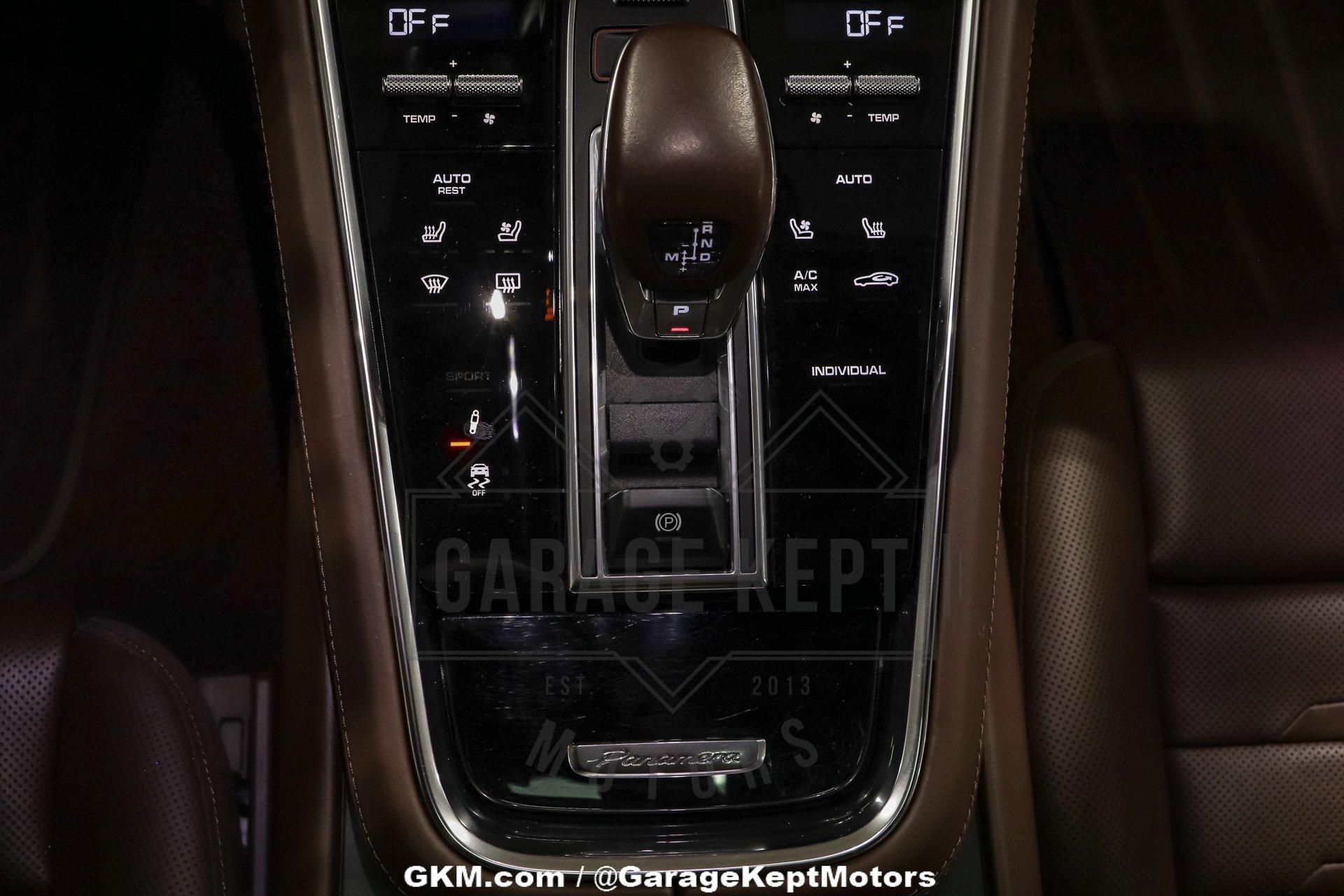 2020 Porsche Panamera Turbo S E-Hybrid 184