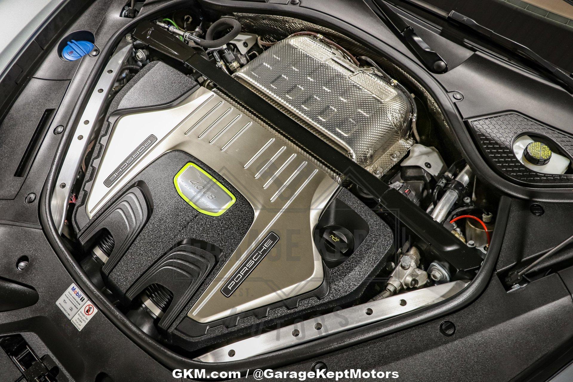 2020 Porsche Panamera Turbo S E-Hybrid 193