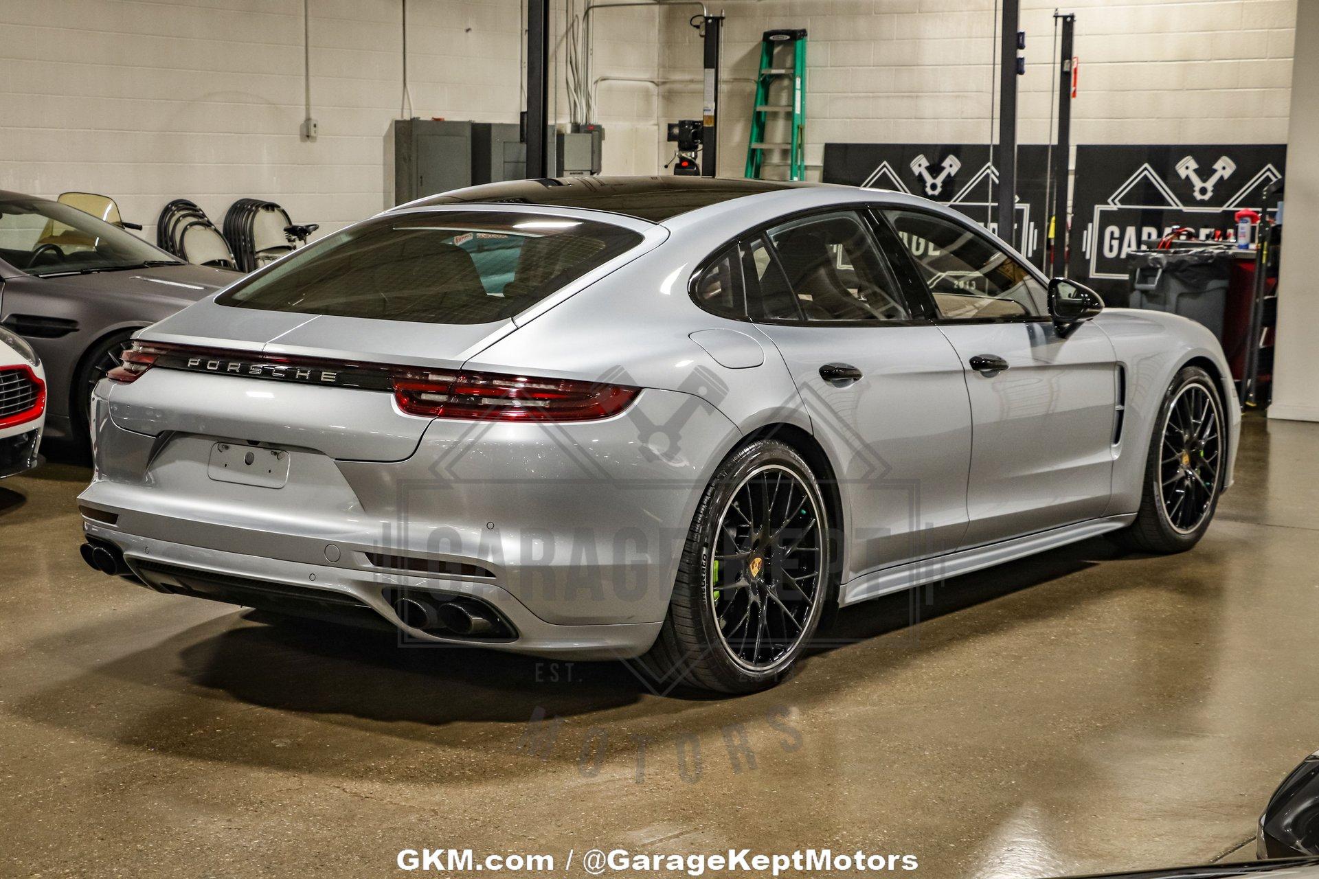 2020 Porsche Panamera Turbo S E-Hybrid 23