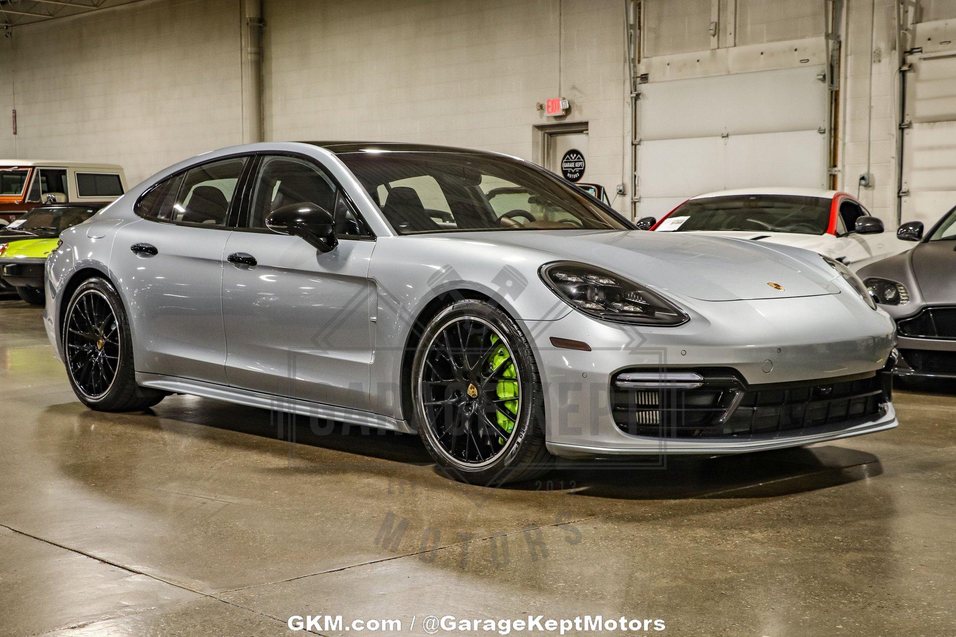 2020 Porsche Panamera Turbo S E-Hybrid 28