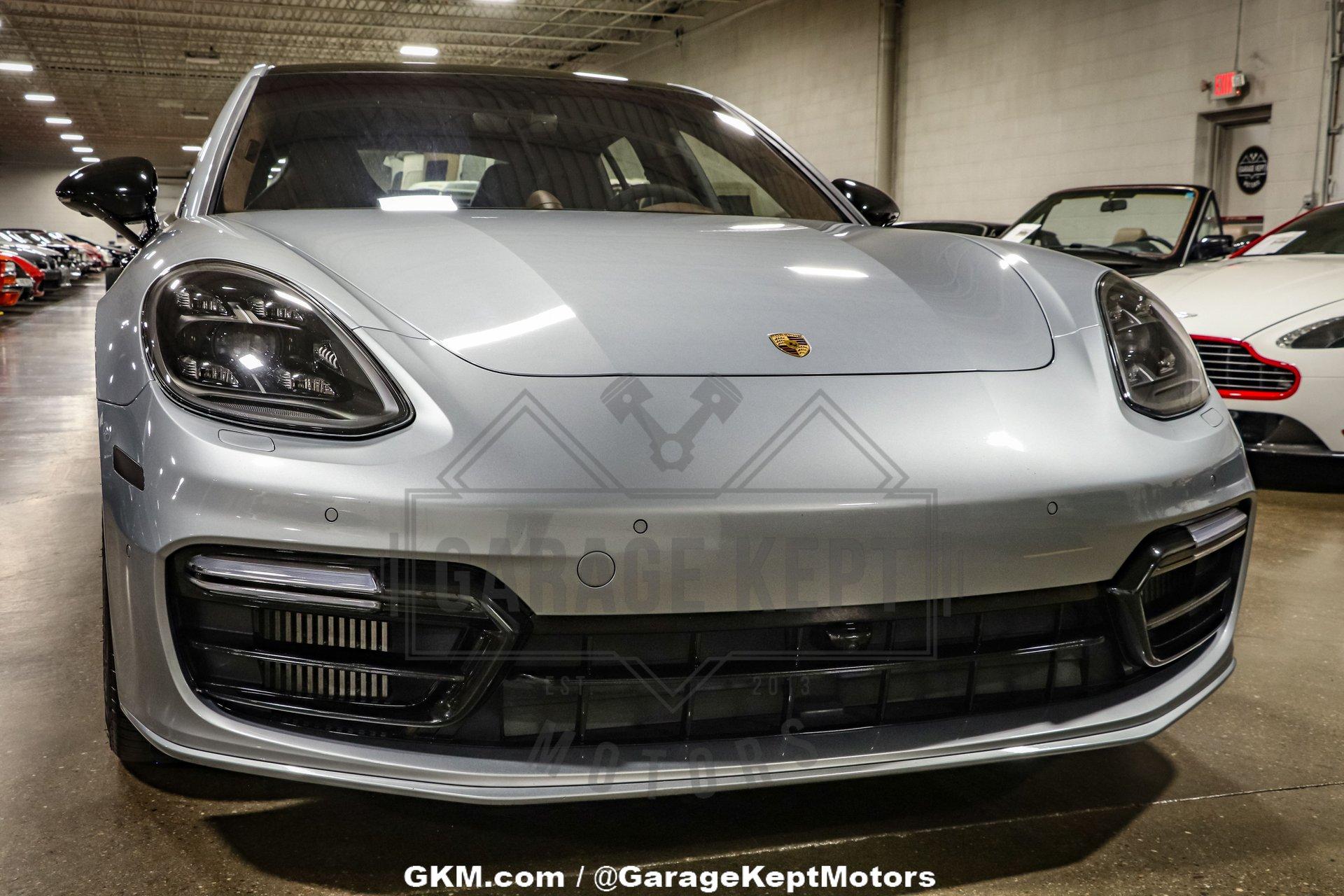 2020 Porsche Panamera Turbo S E-Hybrid 33