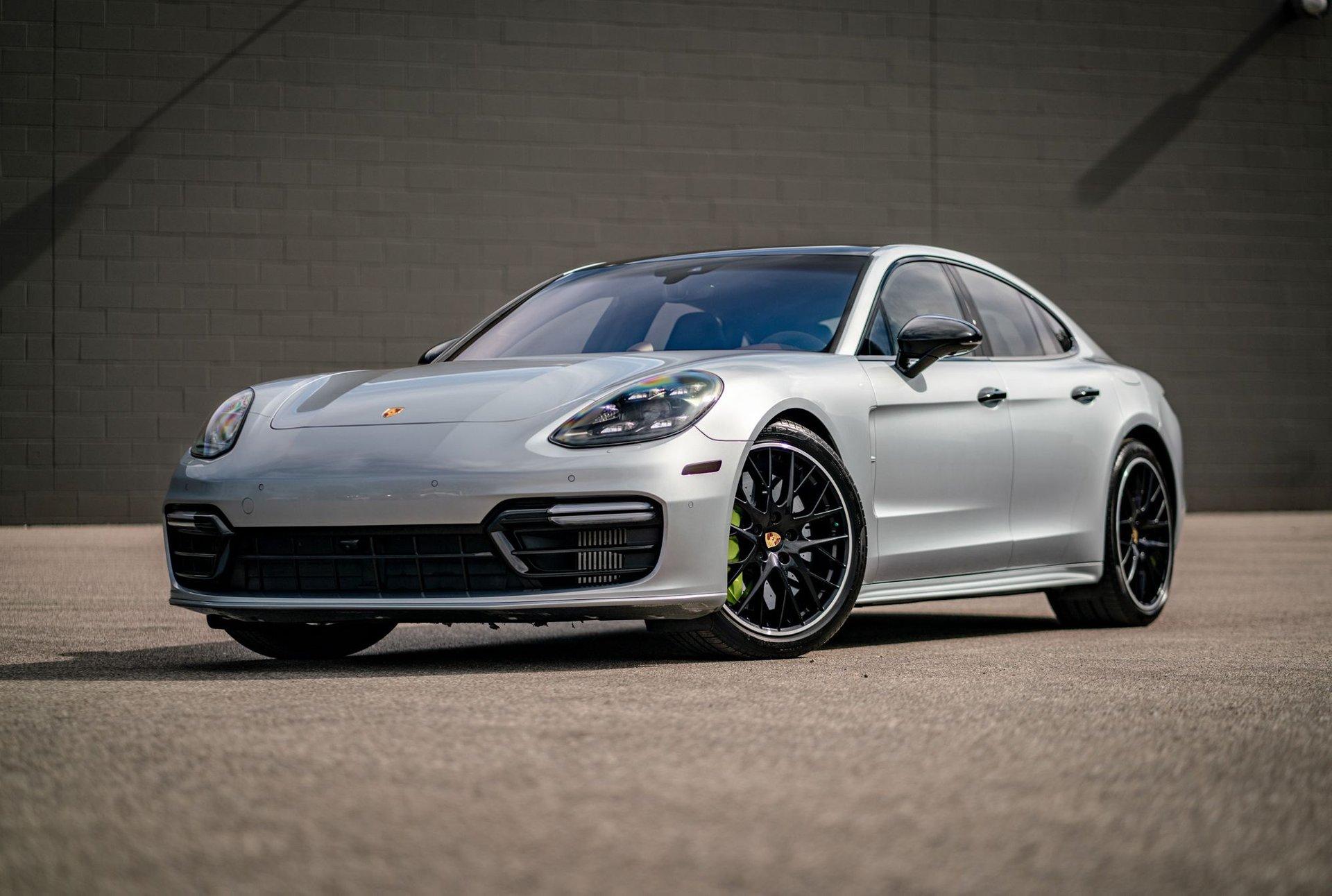 2020 Porsche Panamera Turbo S E-Hybrid 3