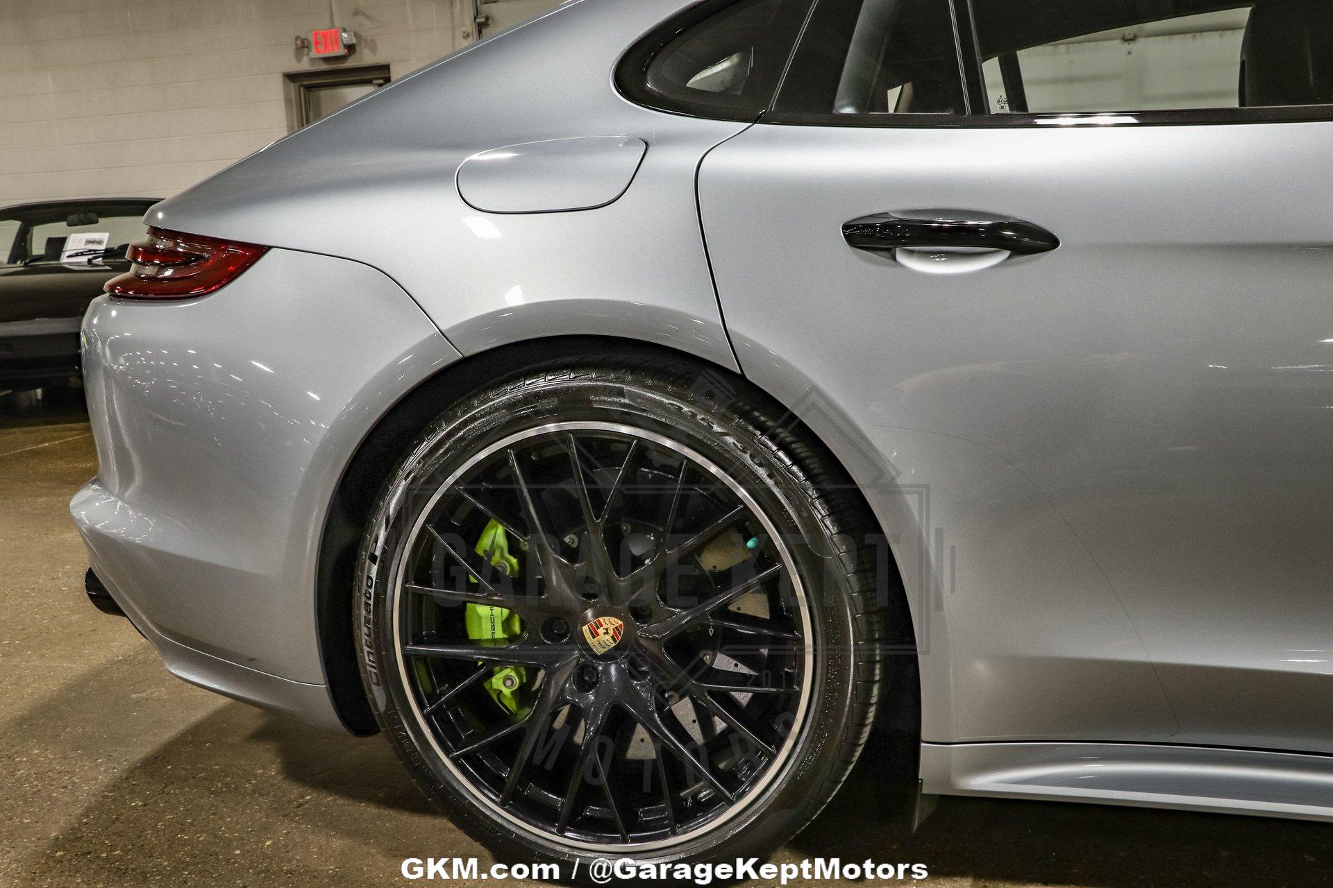 2020 Porsche Panamera Turbo S E-Hybrid 69