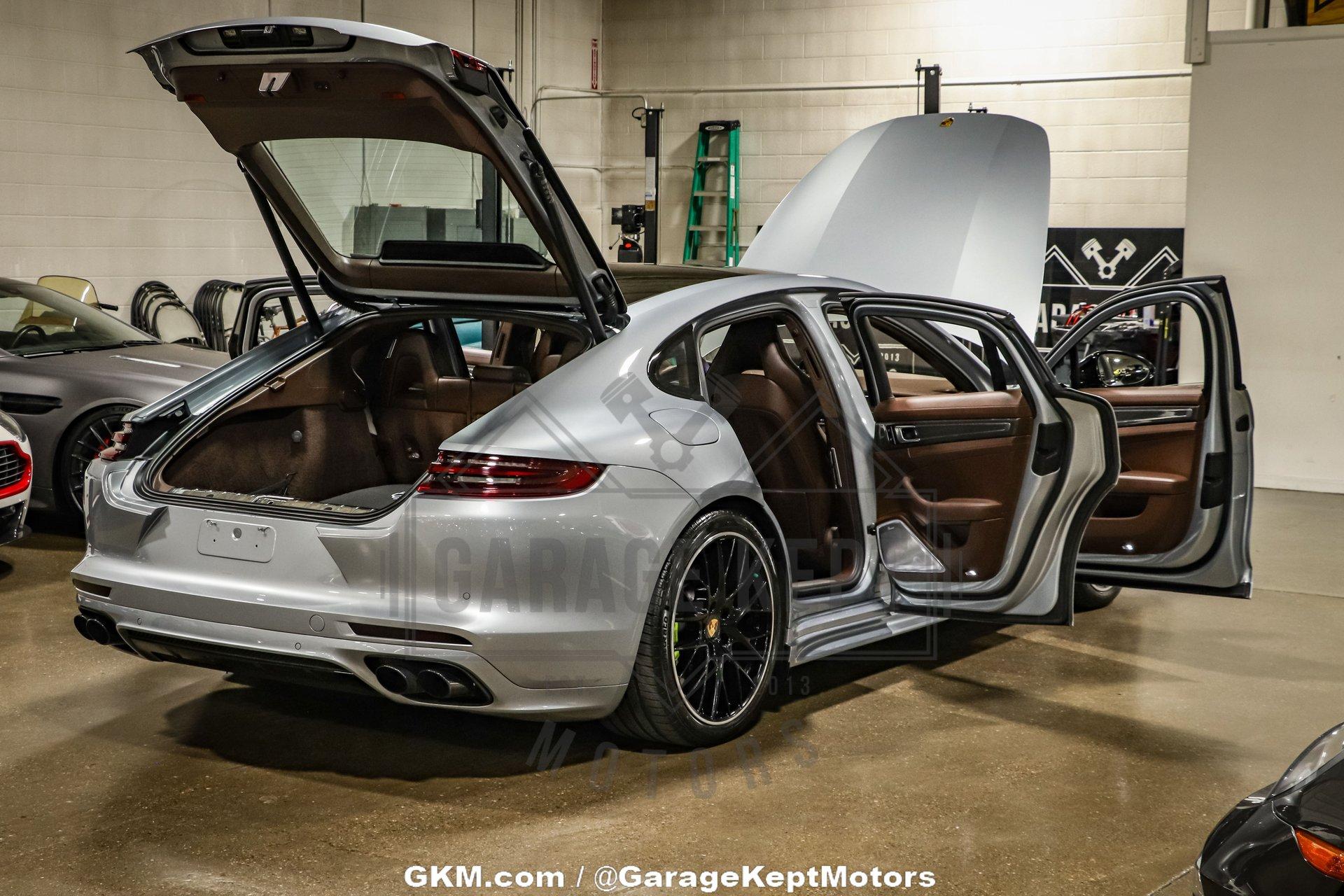 2020 Porsche Panamera Turbo S E-Hybrid 84