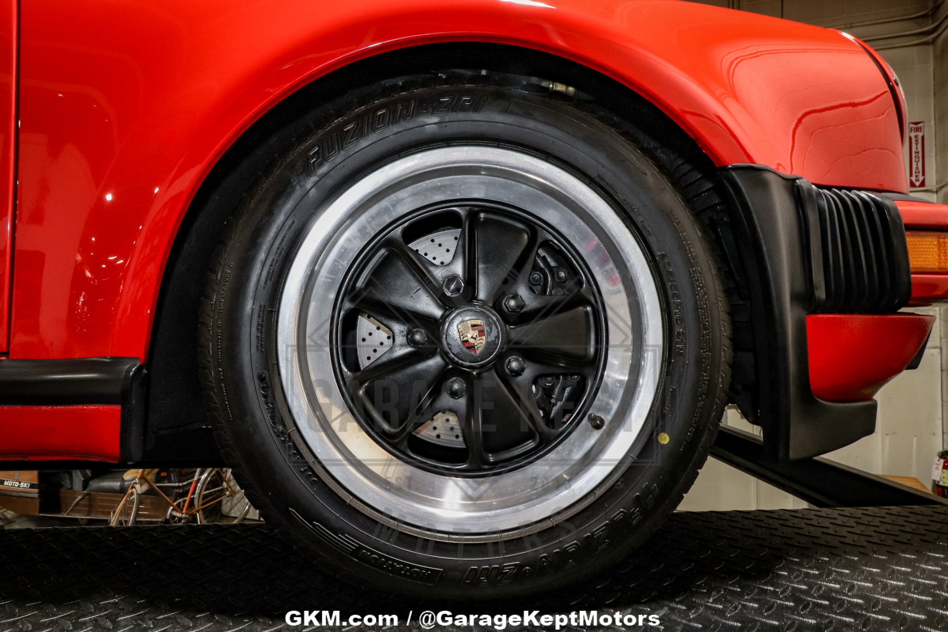 1989 Porsche 911 Carrera Speedster 141