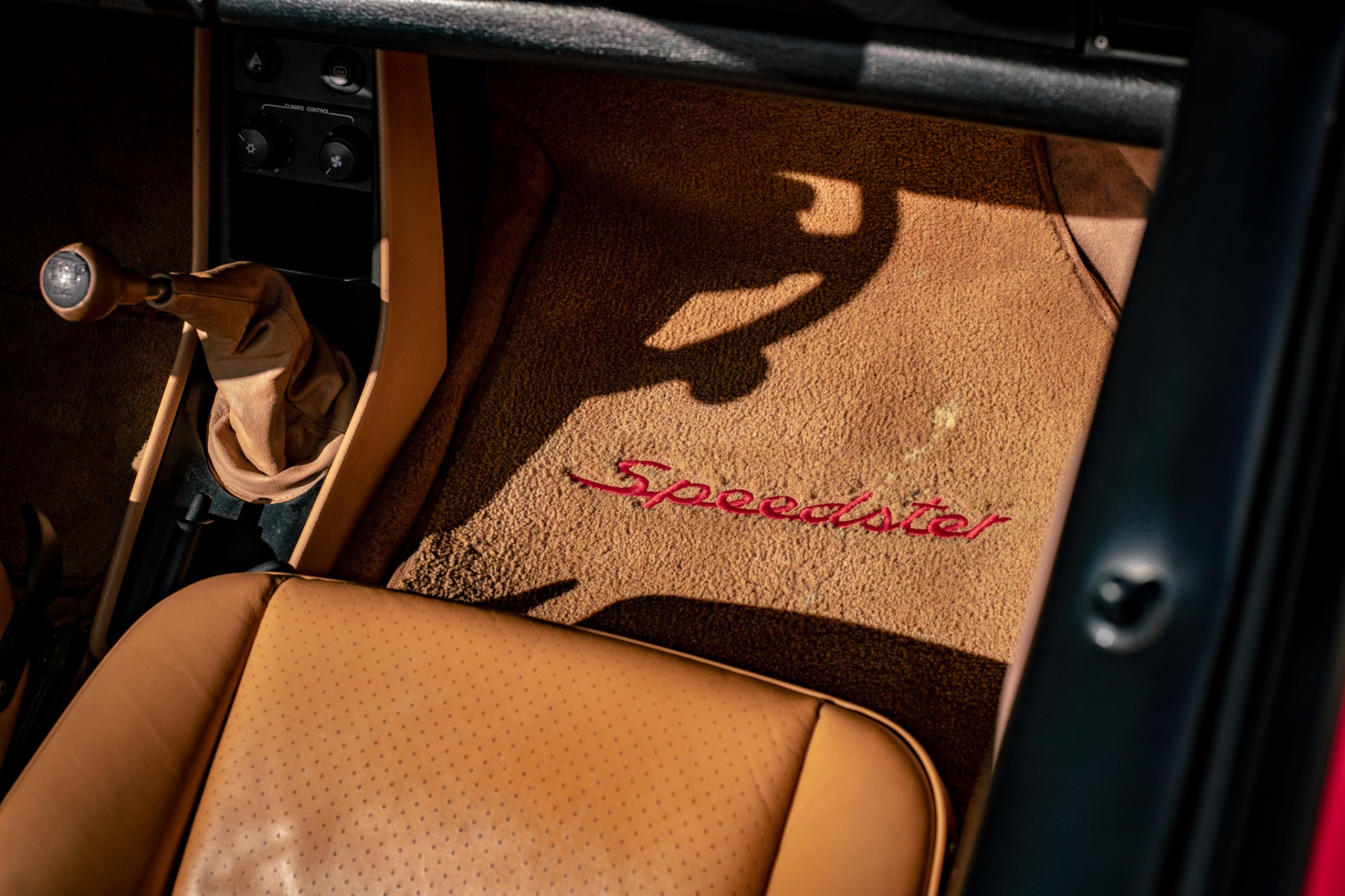 1989 Porsche 911 Carrera Speedster 7