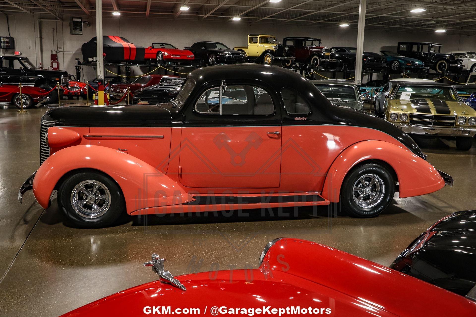 1938 Nash Lafayette 10
