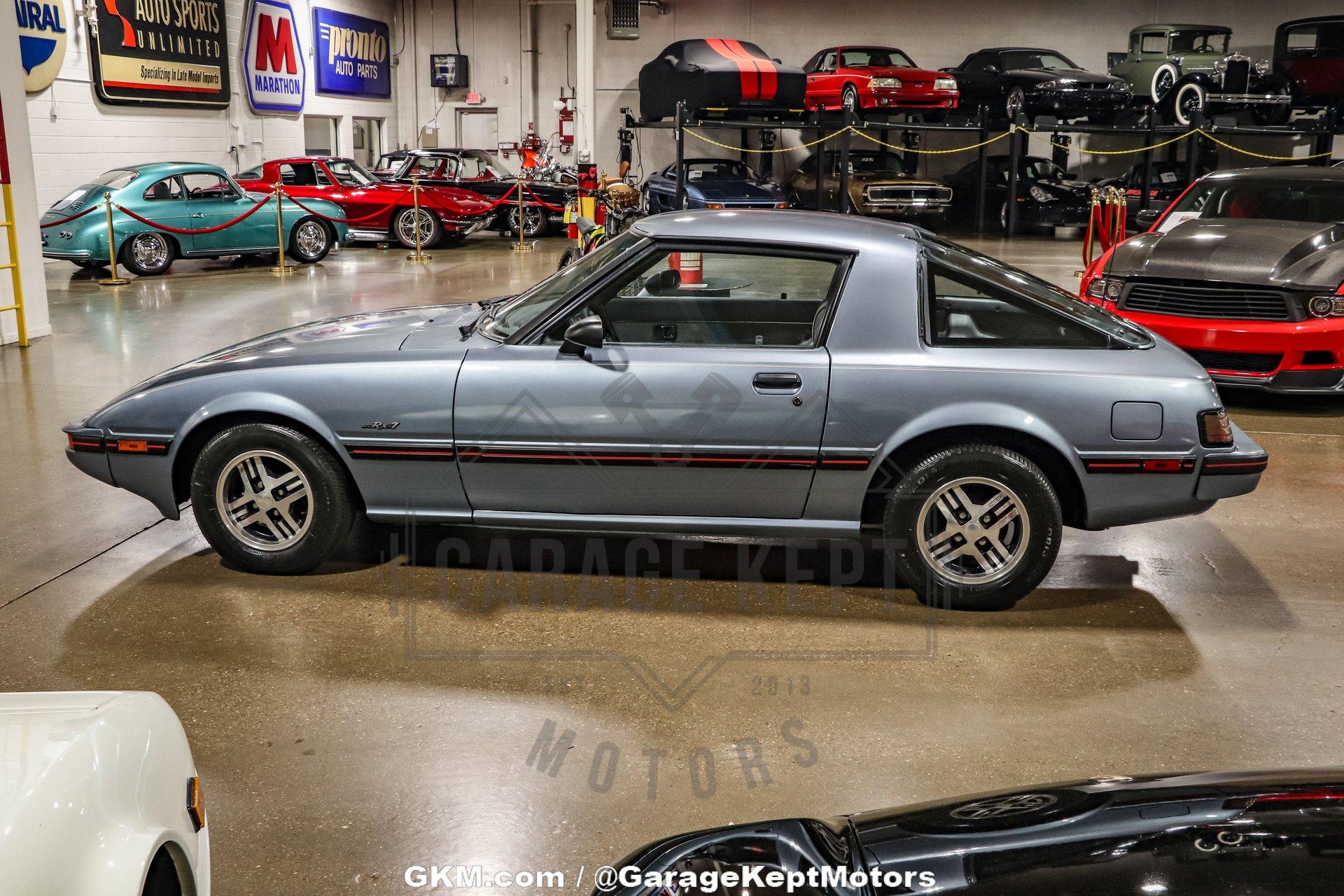 1985 Mazda RX-7 GS 11