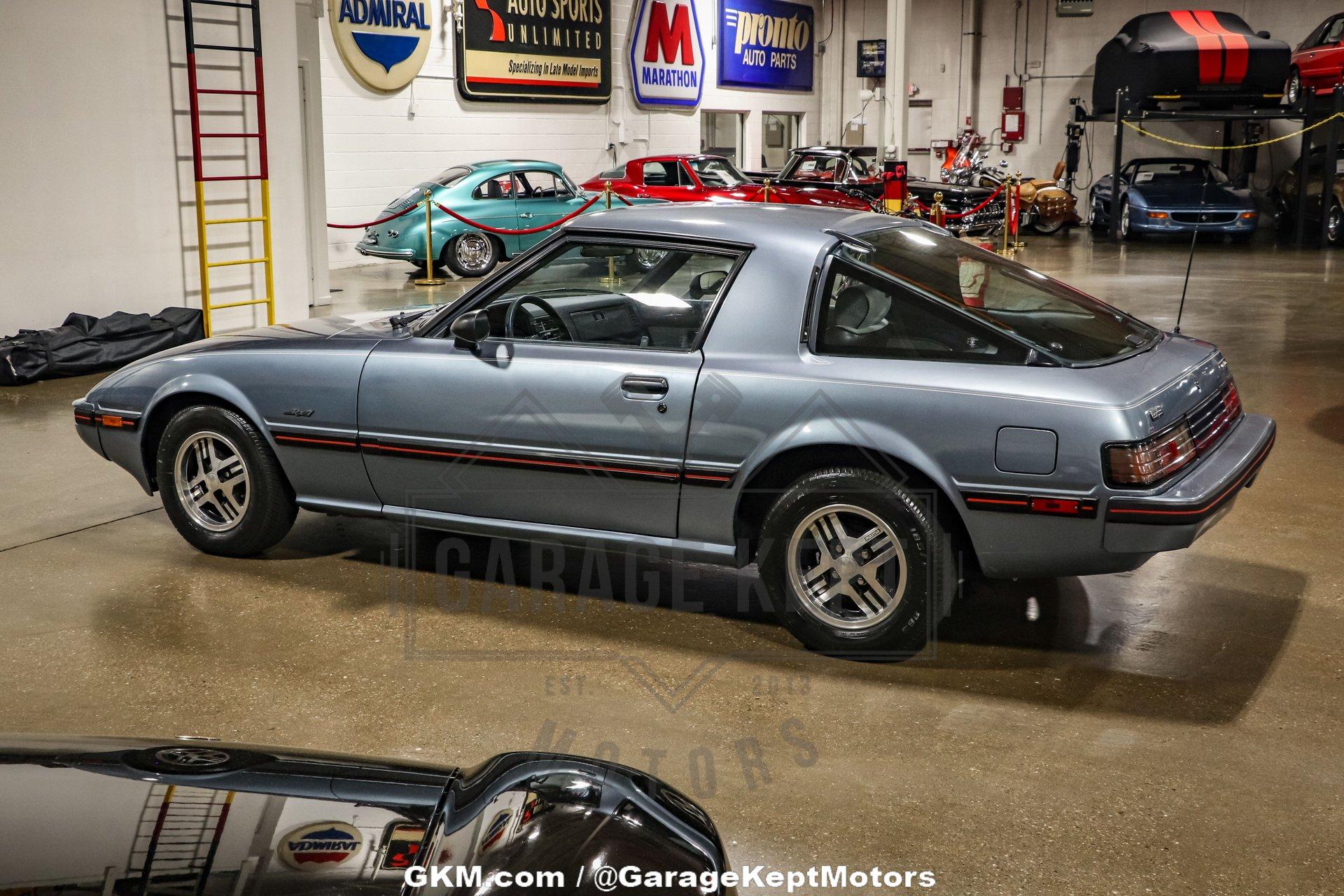 1985 Mazda RX-7 GS 12