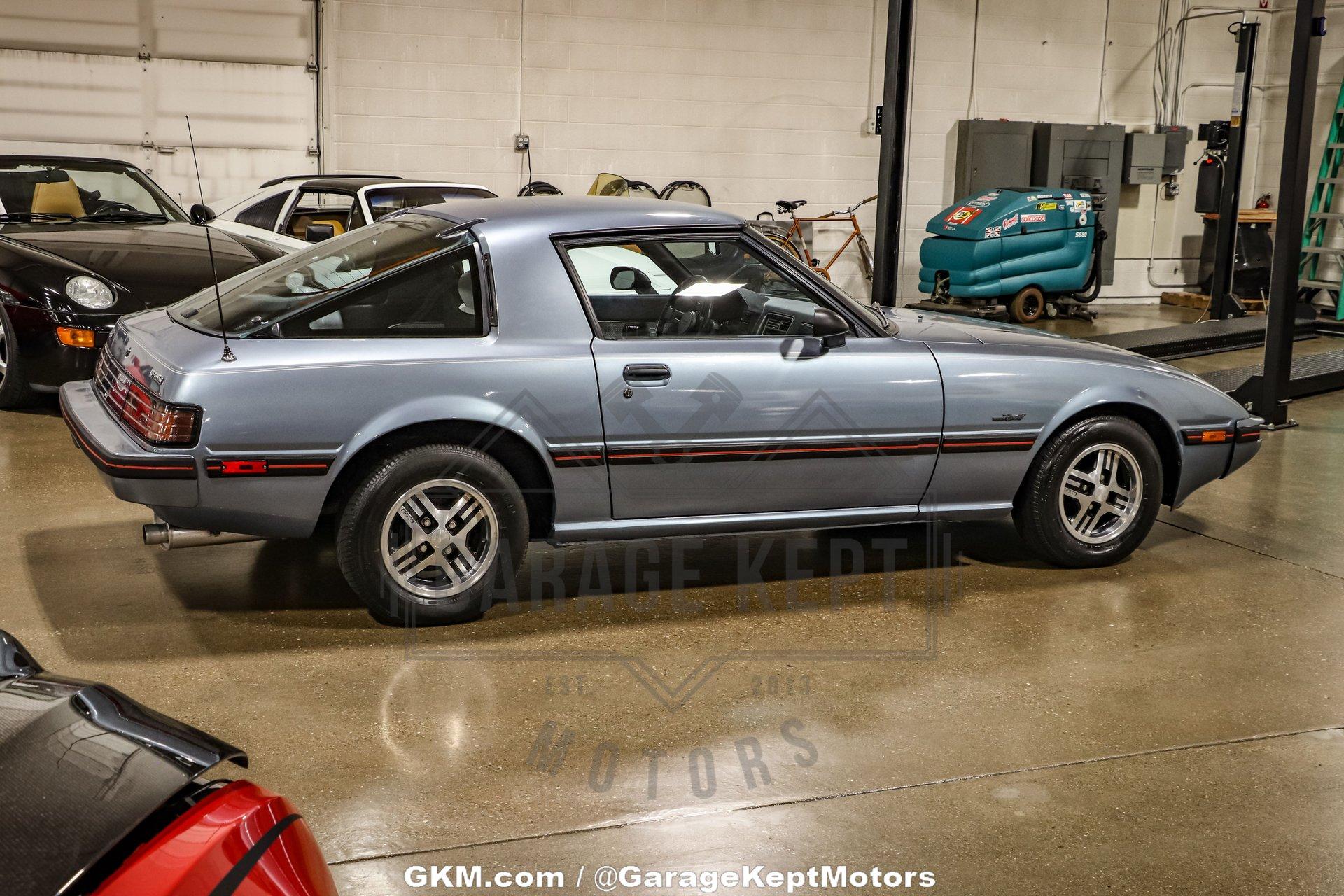 1985 Mazda RX-7 GS 16
