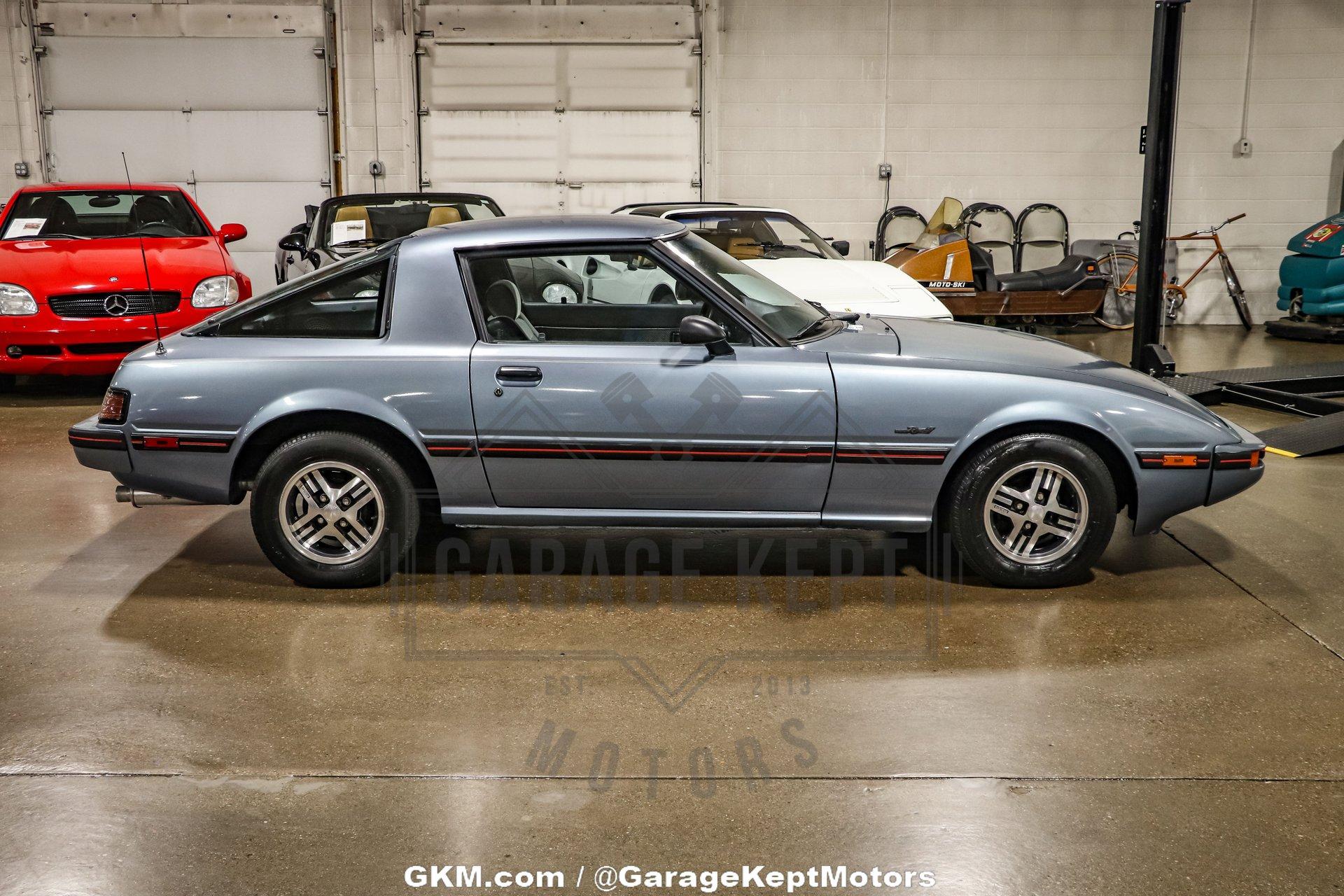 1985 Mazda RX-7 GS 17