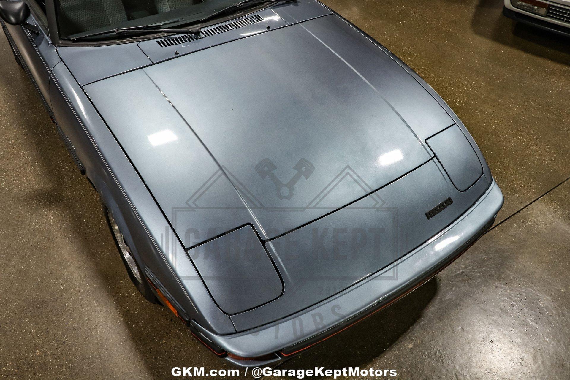 1985 Mazda RX-7 GS 21